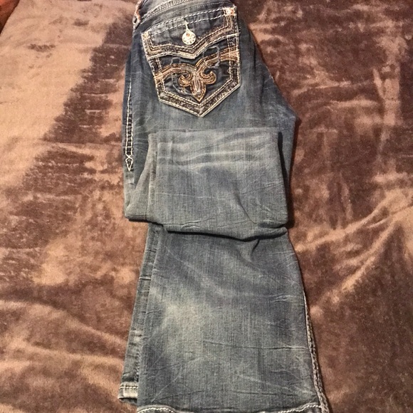 Jean - Picture 3 of 4